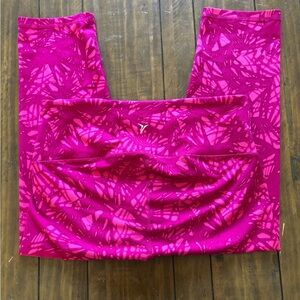 Old Navy Active Fuchsia Patterned Leggings